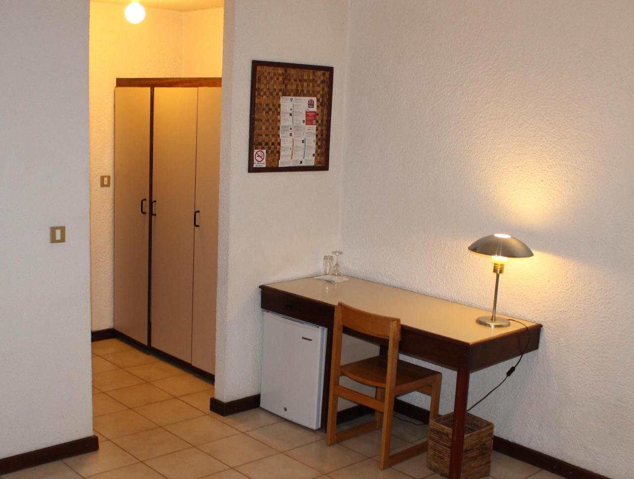 Hotel Le Garni キガリ エクステリア 写真